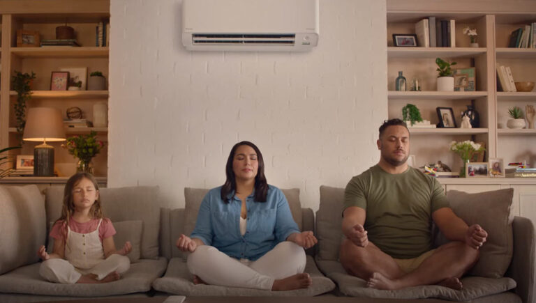 El aire acondicionado Midea lanza la meditación «Piensa en el aire que respiras»